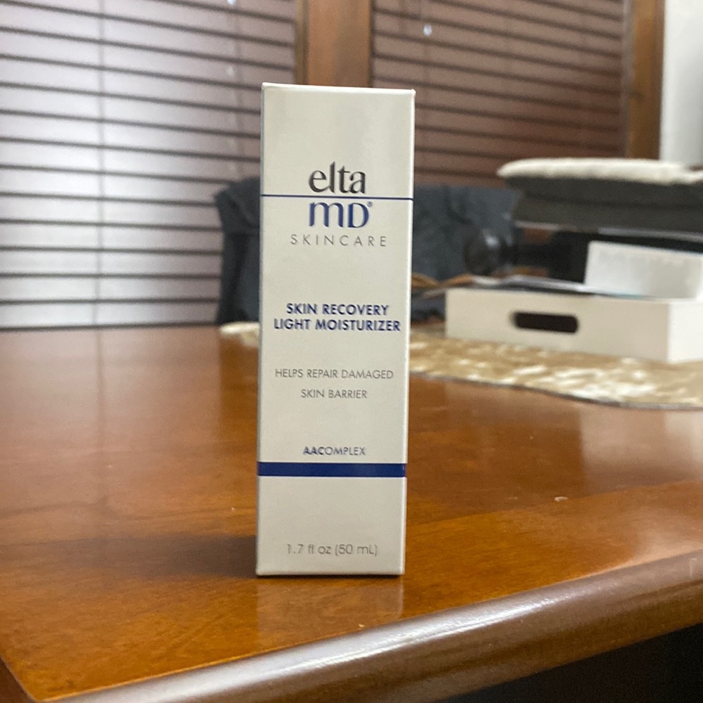 Elta MD Skin Recovery Light Moisturizer